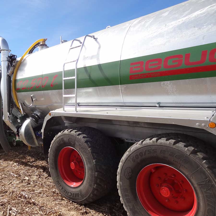 Soldadura robotitzada per arc submergit en cisternes agrícoles de purí.